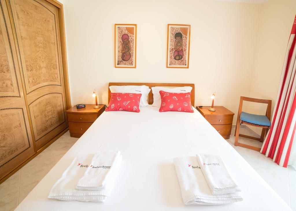 Flh Armacao De Pera Flat With Pool Apartment Bagian luar foto