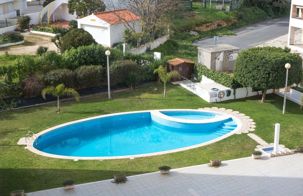 Flh Armacao De Pera Flat With Pool Apartment Bagian luar foto